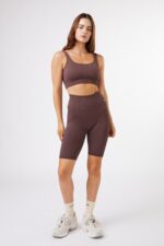 Seamless Ribbed Biker Short in Chocolate - Sillvela